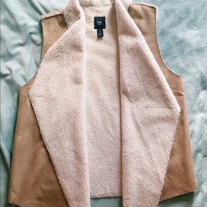 Suede vest with the softest Sherpa lining
